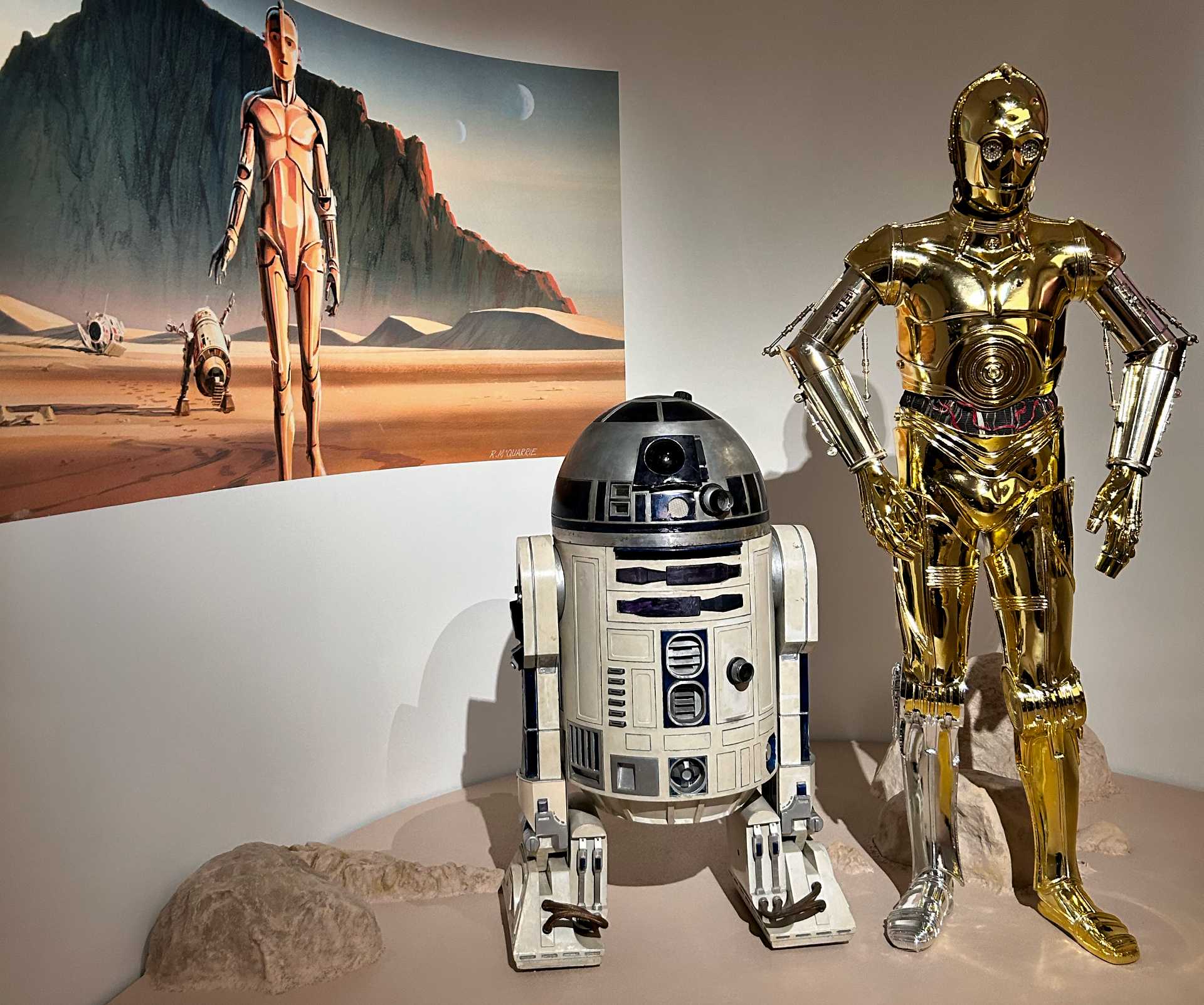 R2-D2 & C-3PO At Lucas Museum of Narrative Art