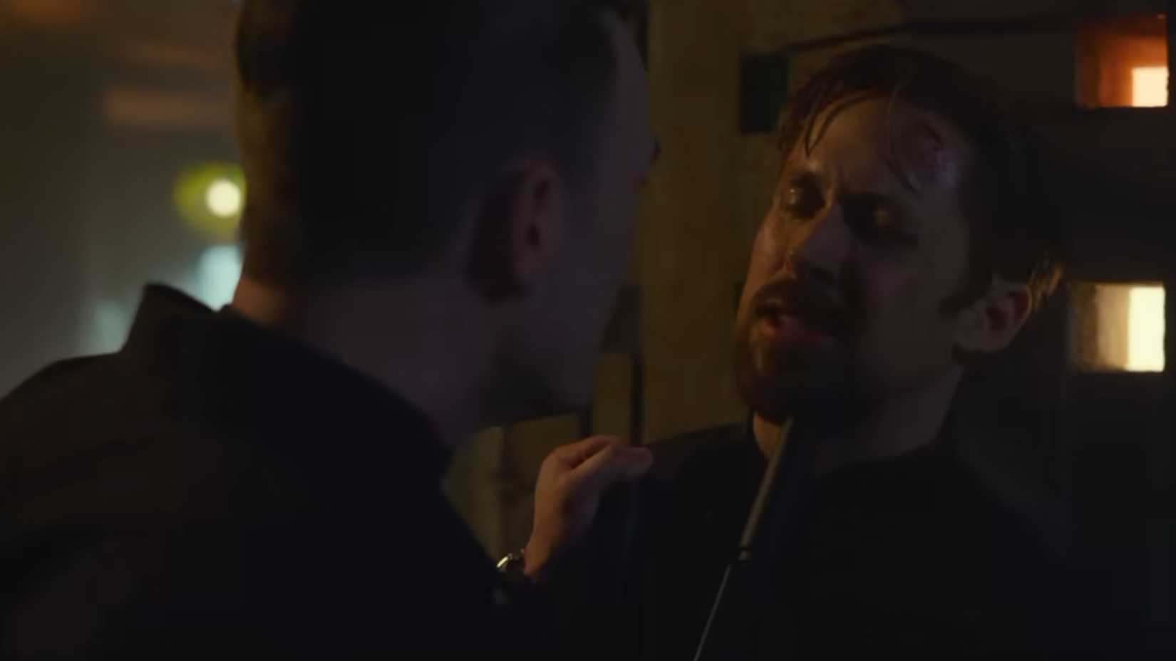 Ryan Gosling held at gunpoint in The Gray Man