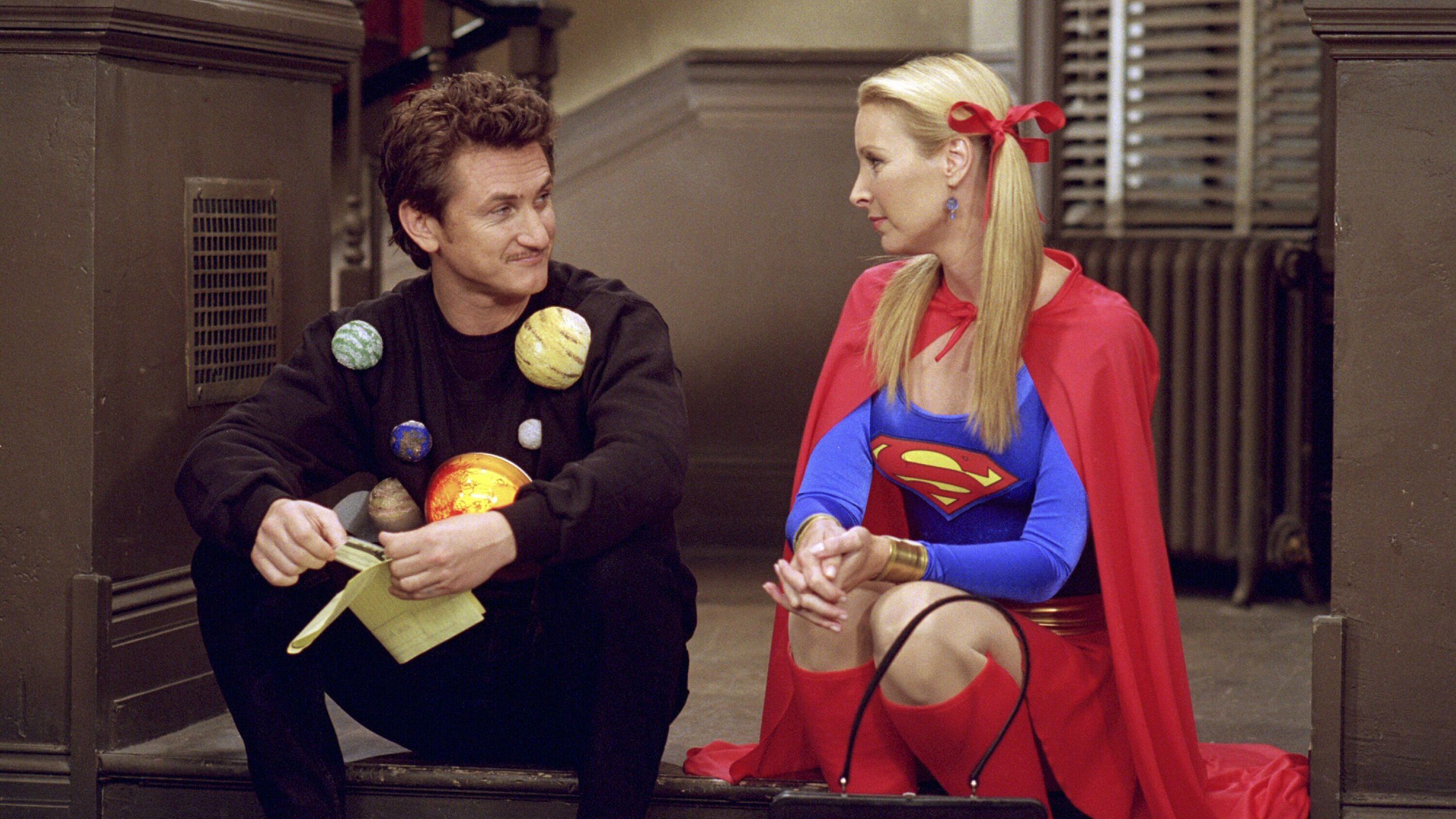 Why Friends Only Has 1 Halloween Episode (And Seinfeld Doesn't Have Any)