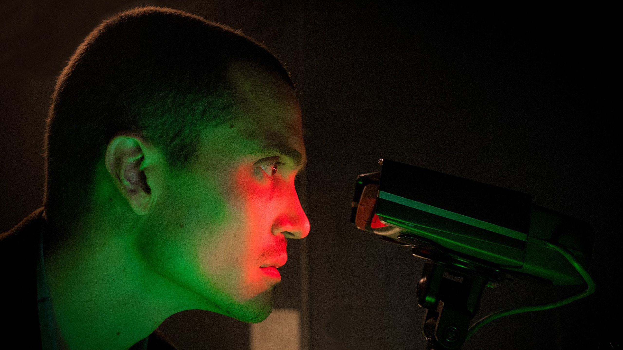 Hulu's 8-Part Sci-Fi Masterpiece Makes Delivering A Near-Perfect Finale Look Easy