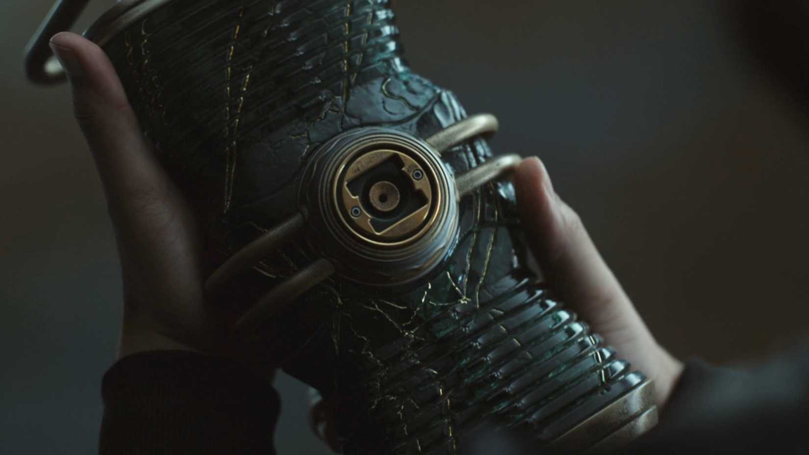 Sinestro's Forged Lantern in Lanterns Episode 8-1
