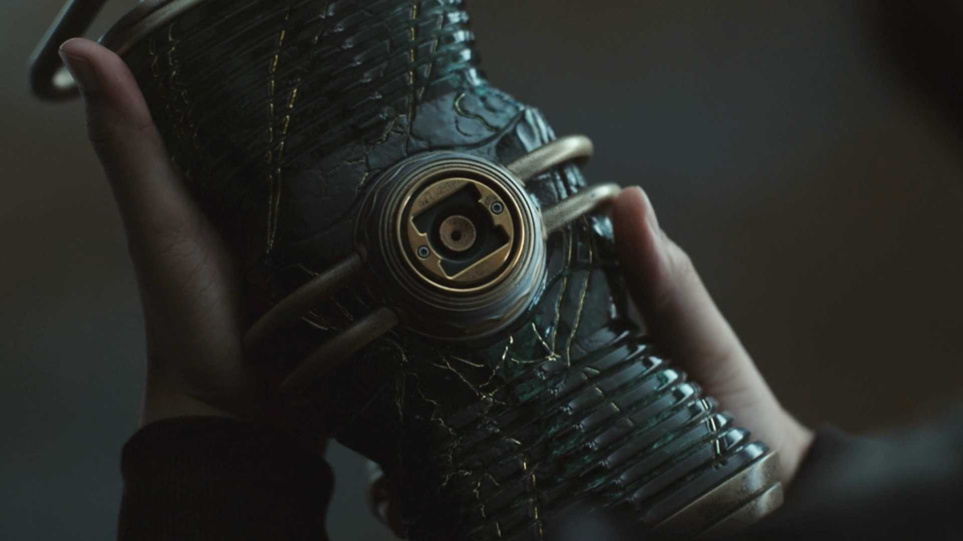 Sinestro's Forged Lantern in Lanterns Episode 8-1