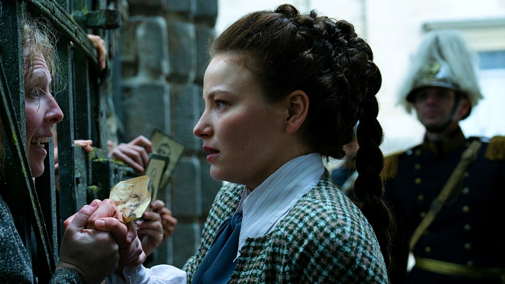 Netflix's Emmy-Winning Historical Series Is Officially Ending Its 3 ...