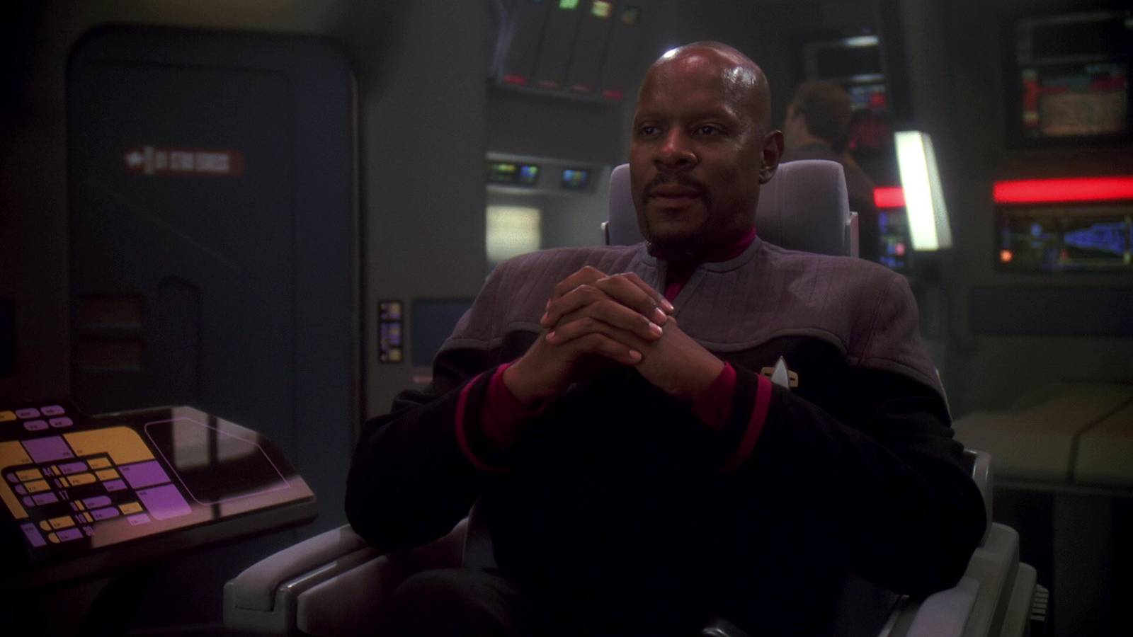 Sisko in What we left behind deep space nine