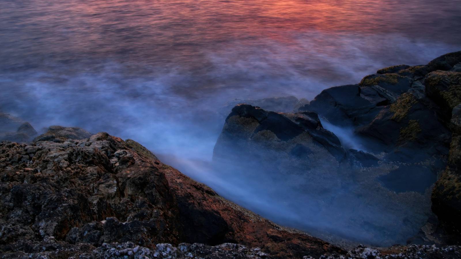 8 Fantasy Books With Soft Magic Systems That Still Make Sense