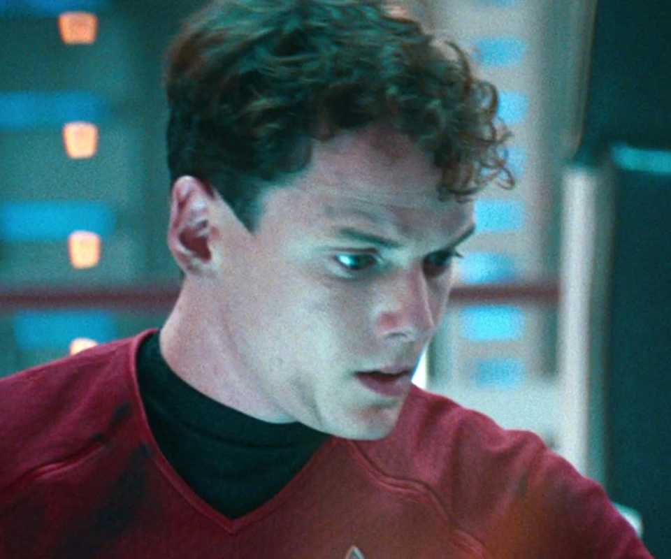 Star Trek Into Darkness, Pavel Chekov, Anton Yelchin (1)