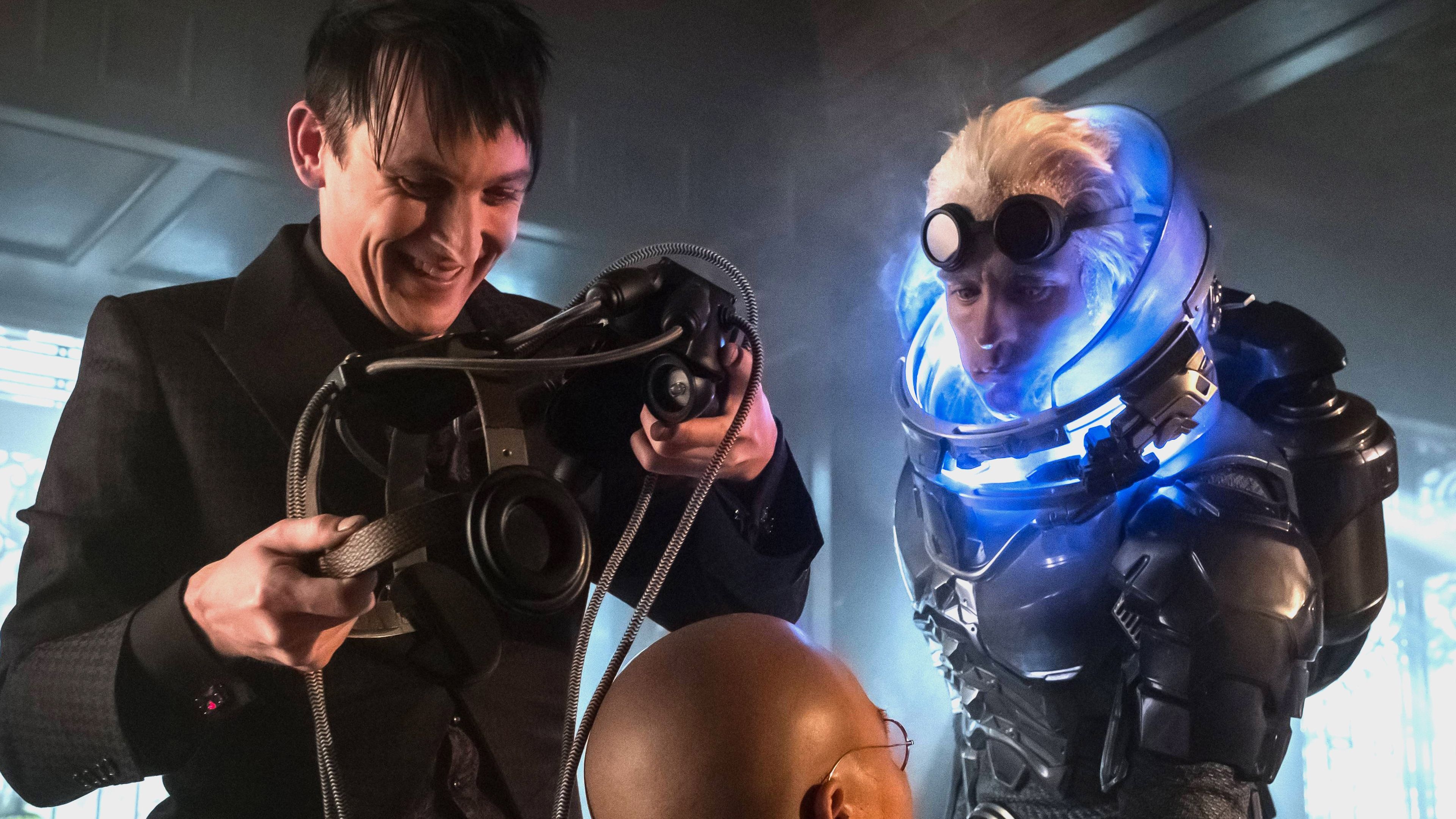 FOX's 100-Episode Sci-Fi Thriller Is One Of The Wildest Shows Of The Century