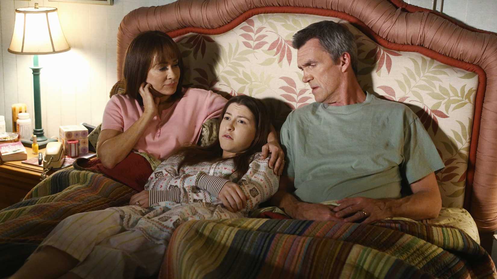 The THE MIDDLE, l-r: Patricia Heaton, Eden Sher, Neil Flynn in 'The Answer' (Season 6, Episode 14, aired February 18, 2015). ph: Mchael Ansell/