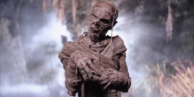 The Mummy walks to the camera in The Monster Squad