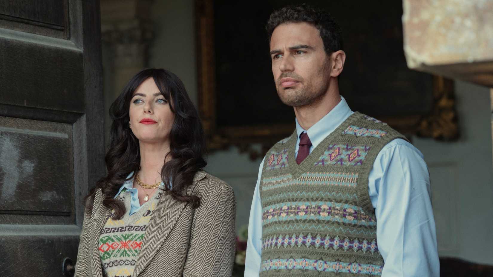 Theo James and Kaya Scodelario star as Eddie and Susie in Netflix's The Gentlemen Season 2.