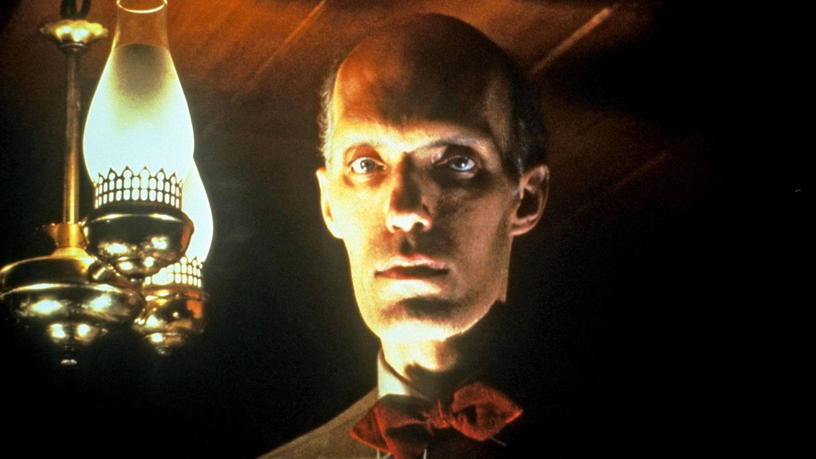 This 30-Episode '90s Thriller Masterpiece Is Now A Top 5 Apple TV Hit