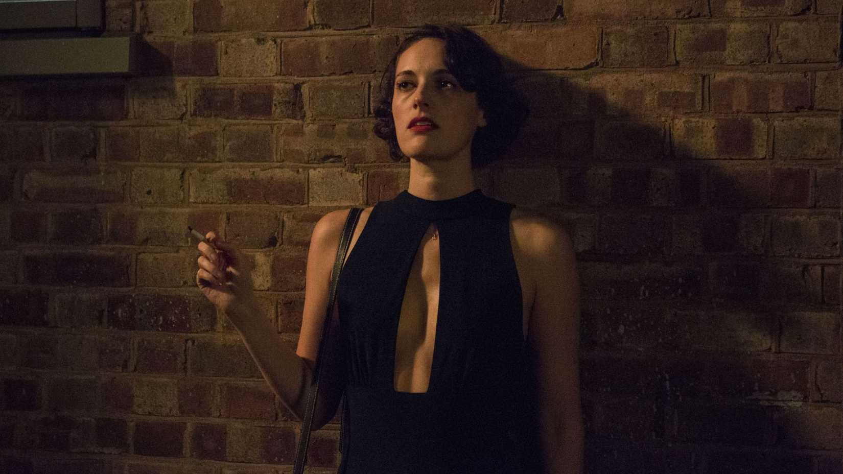 Phoebe Waller-Bridge leaning against a wall in Fleabag