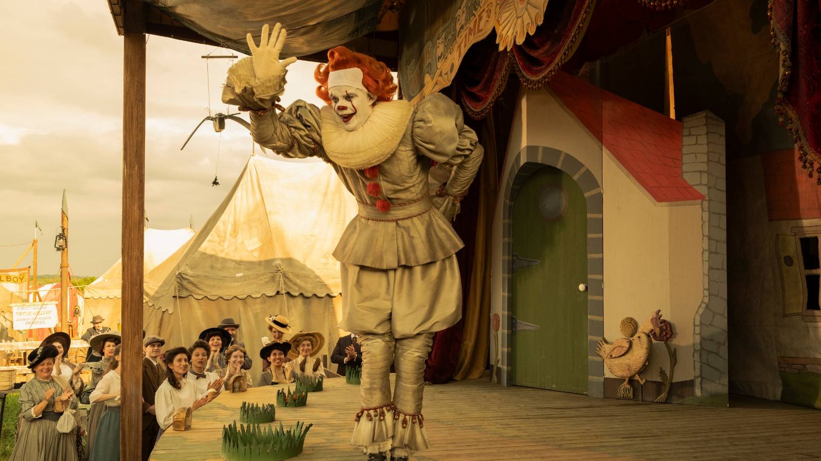 Pennywise on Stage in It: Welcome to Derry Season 1