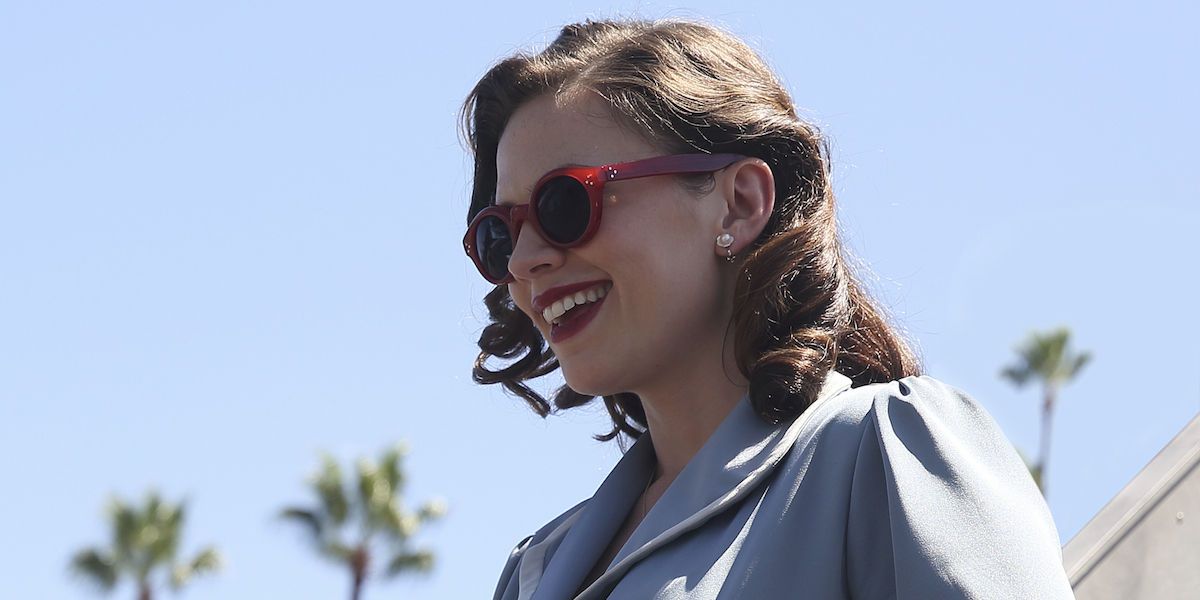 Agent Carter Season 2 Premiere Review Peggy S Back Better Than Ever