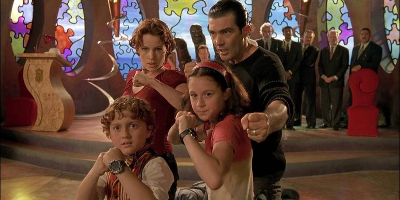 The Cortez family preparing to fight in Spy Kids