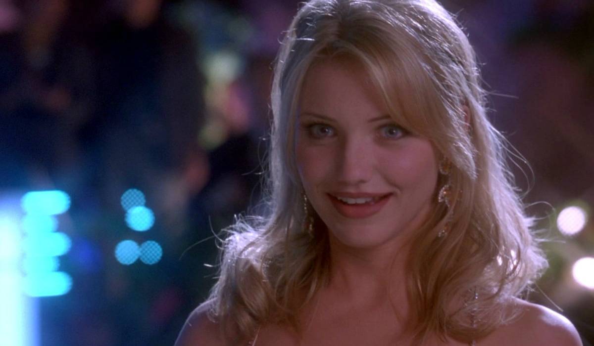cameron diaz red dress in the mask Sewing Diaz's Iconic for Just $5 cameron diaz stuning entry !