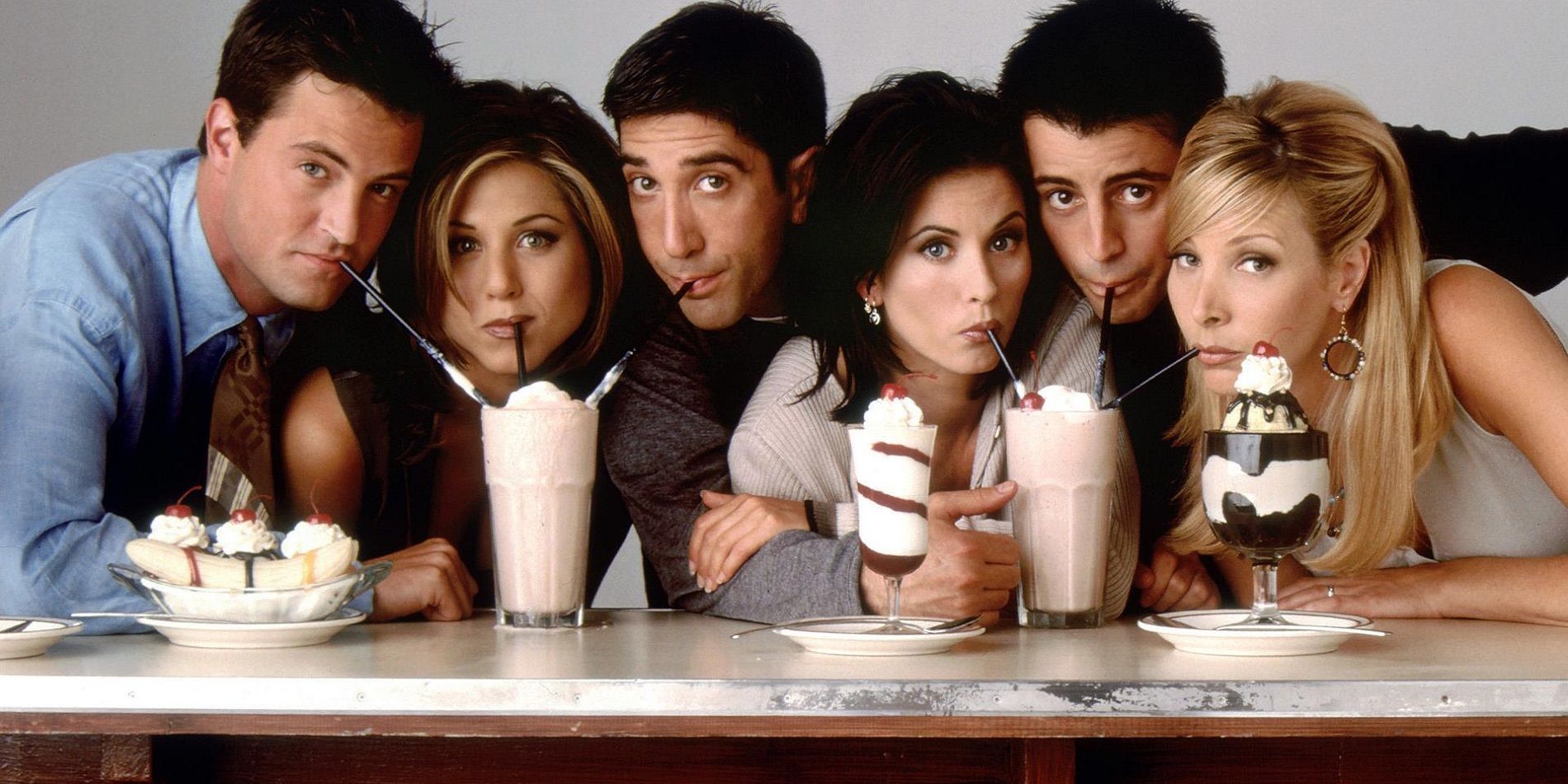 25 Wild Details About Friends Even True Fans Missed, image size:1900x950