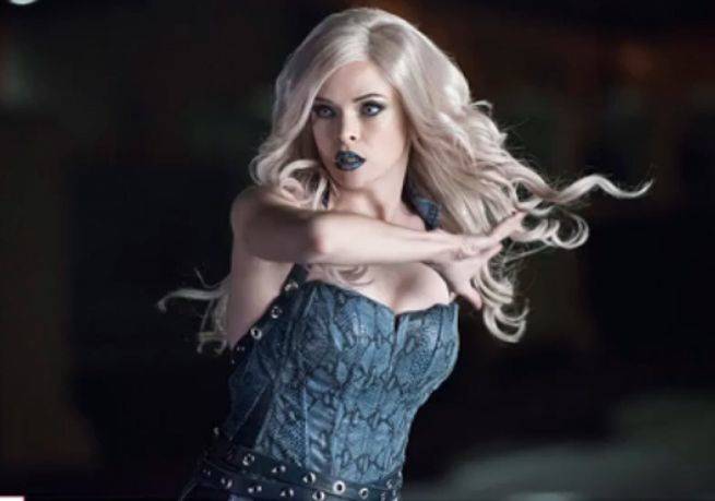 The Flash: New Look at Caitlin Snow as Killer Frost