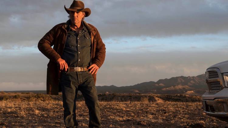 Sheriff Walt standing on the horizon in Longmire.