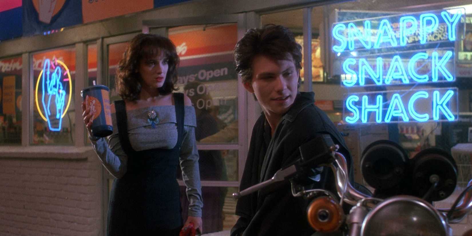 Veronica and JD outside the Snappy Snack Shack in Heathers