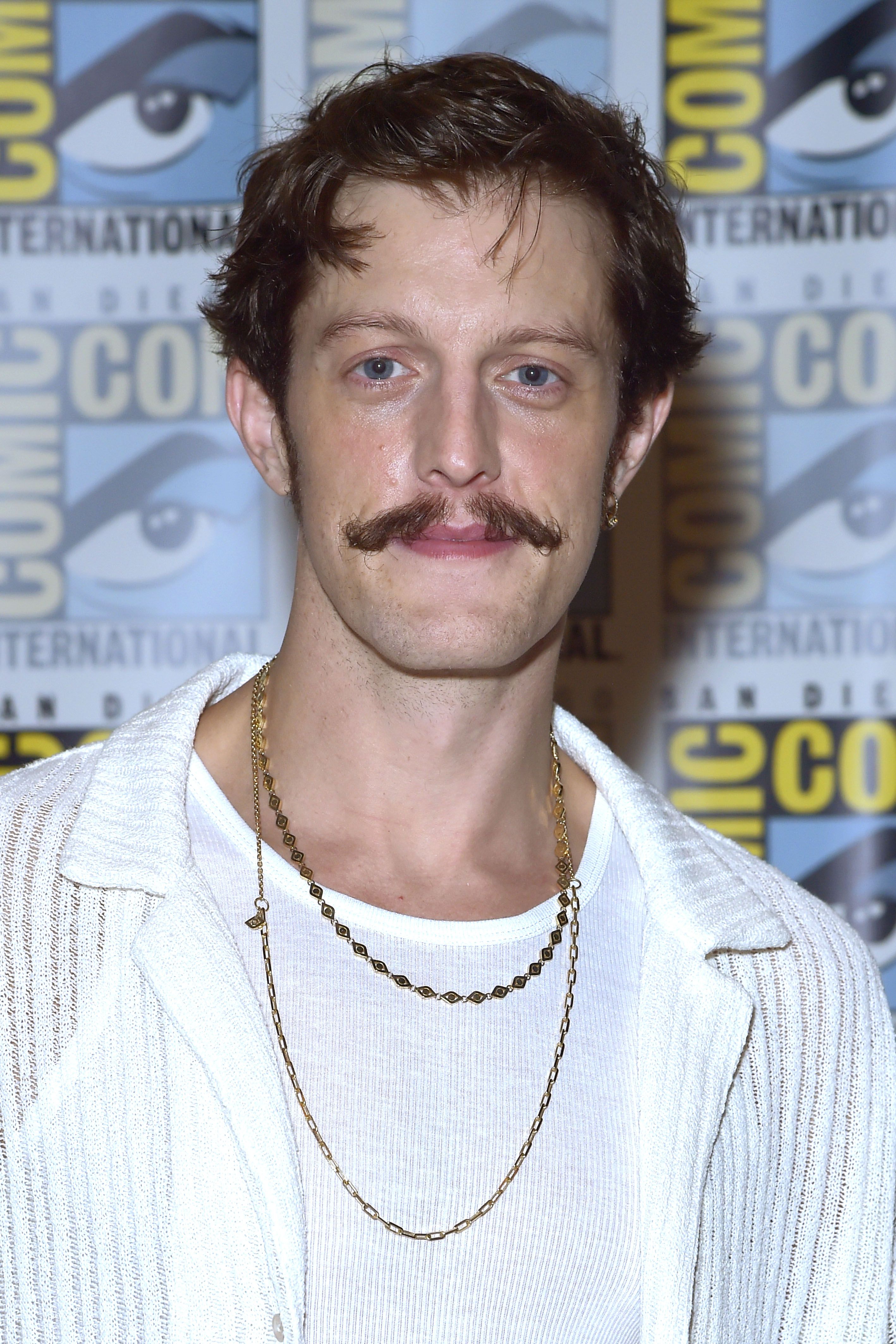 Headshot Of Robert Strange