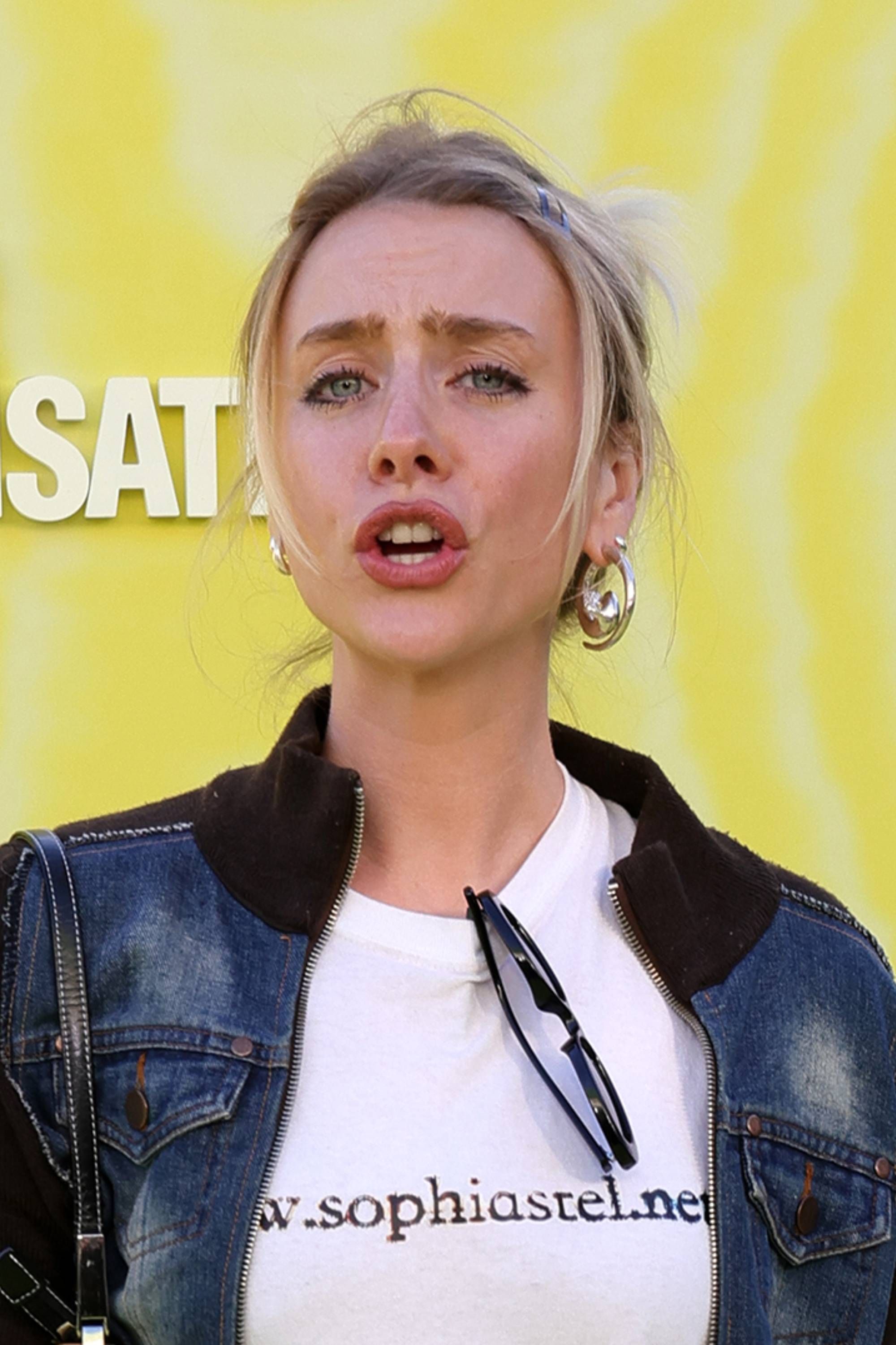 Headshot Of Maddie Phillips