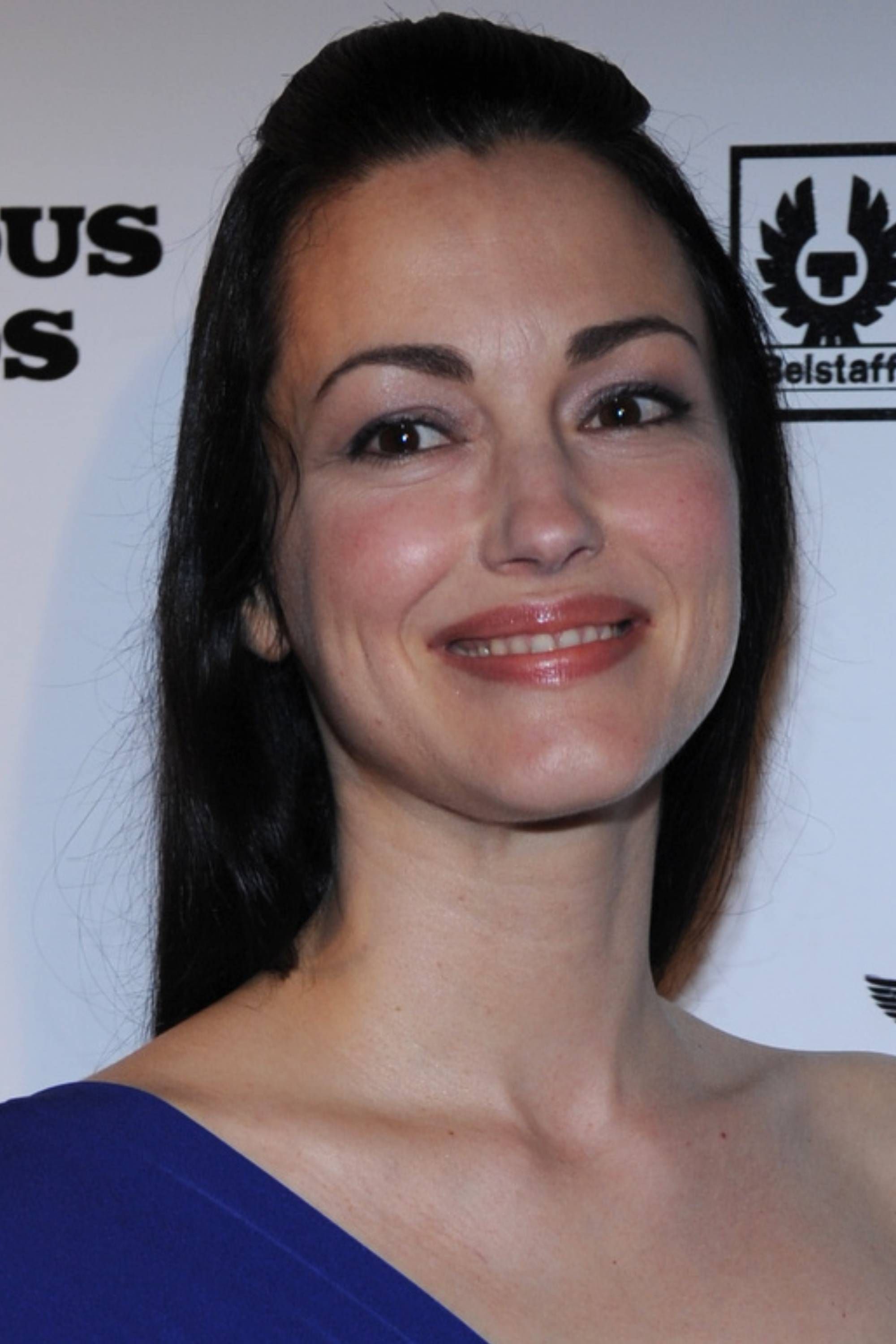 Headshot Of Julie Dreyfus