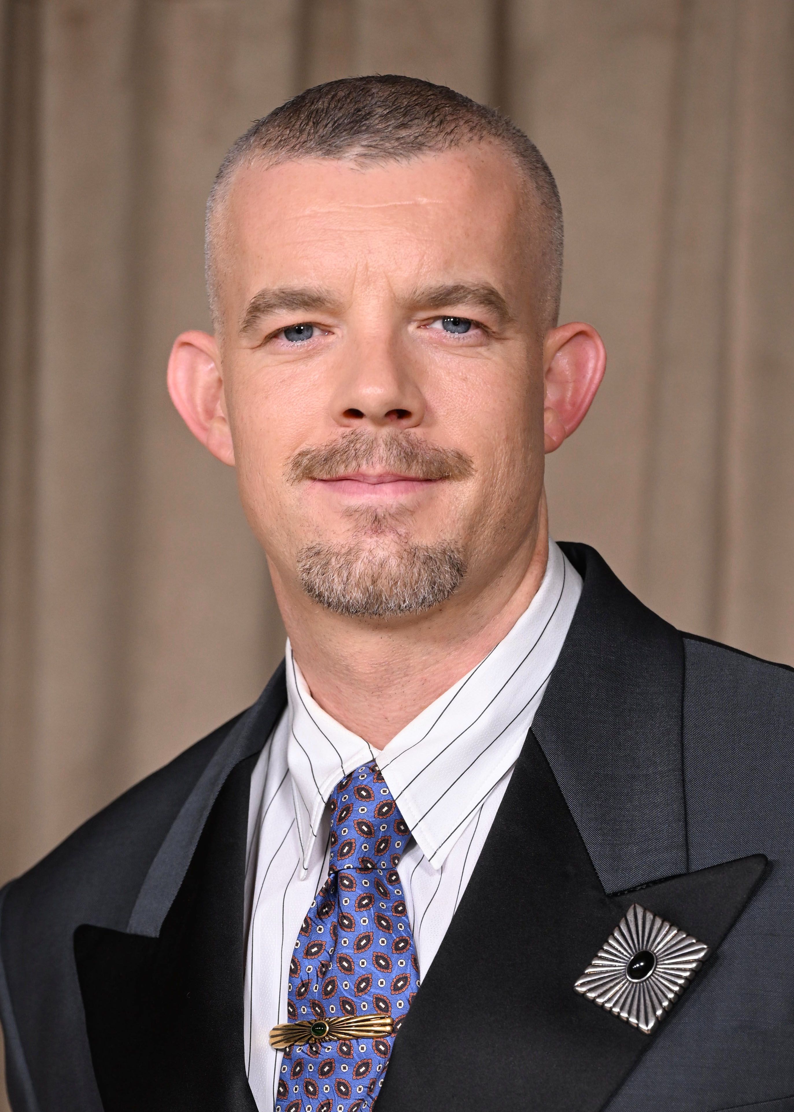 Kopfschuss von Russell Tovey