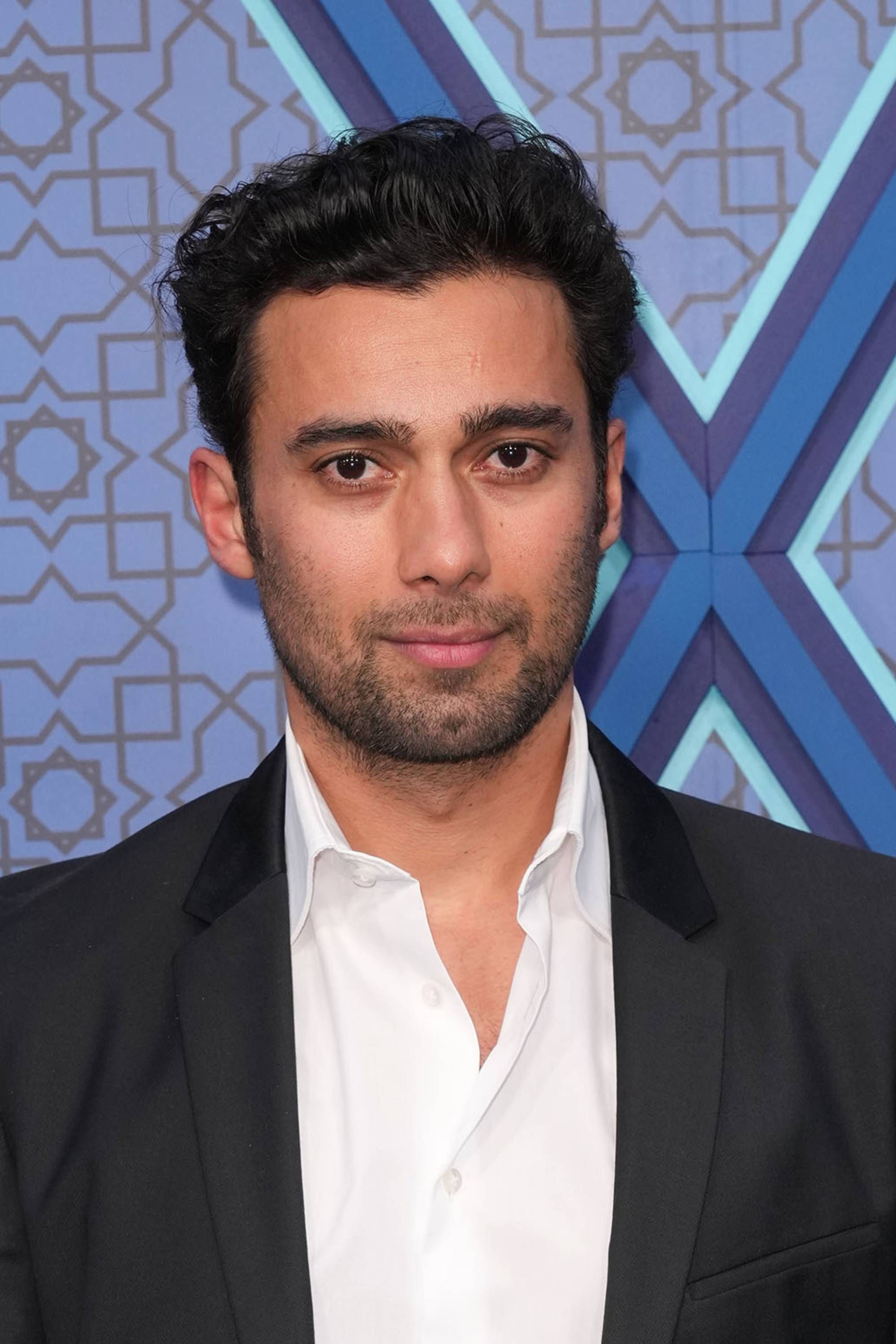 Headshot Of Arash Marandi