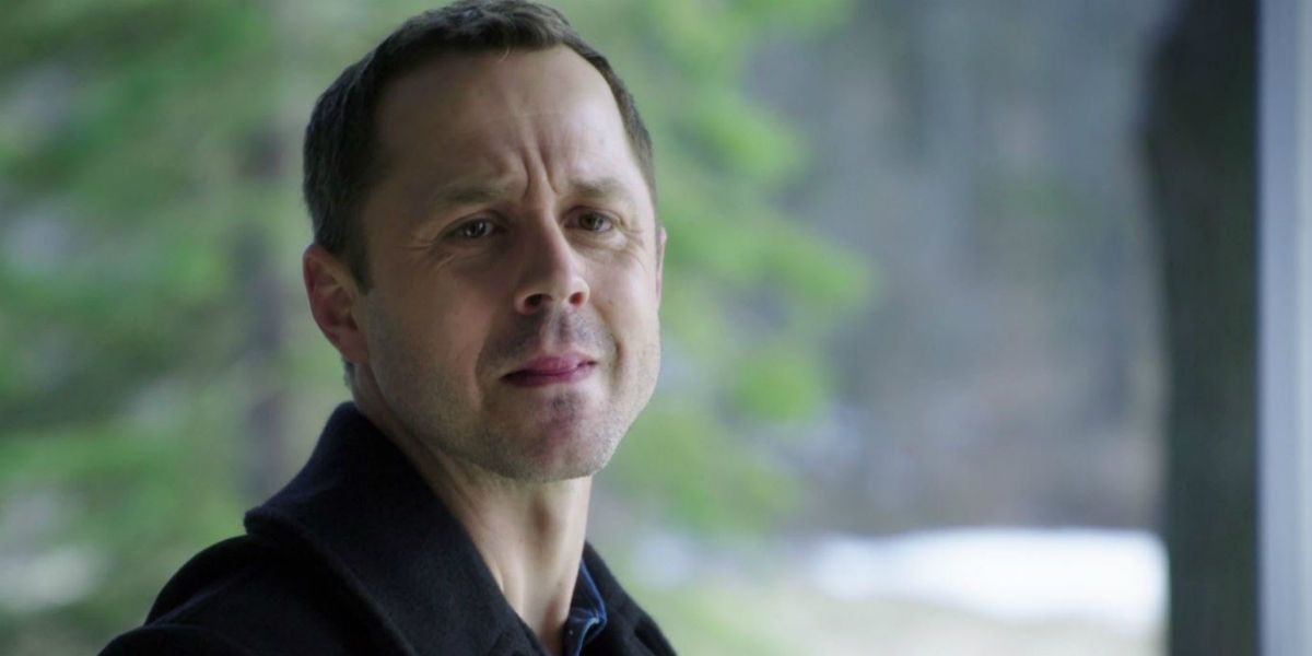 'Sneaky Pete' Trailer: Giovanni Ribisi Is A Con Artist