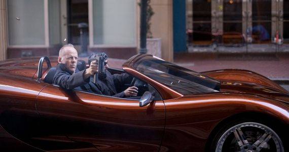 What does the ending of Looper mean? What does the ending of Looper mean?